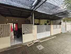 RUMAH DAN TANAH LUAS DI KELURAHAN GROGOL, TULANGAN SIDOARJO
