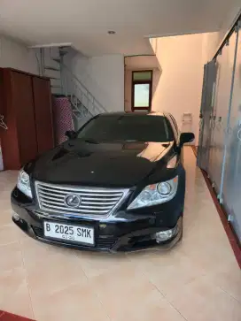 Lexus LS 460 L 2010 low km 1tgn