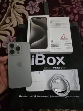 iphone 15 pro 256gb resmi iBox,battry,mulus like new,fulset original