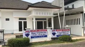 Dijual Rumah Baru 4 Kamar Tidur di Kemang Pratama, Strategis Mewah