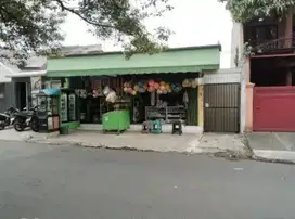 Dijual Cepat Bangunan Usaha Kios + kostan Dijalan Raya Jakasampurna