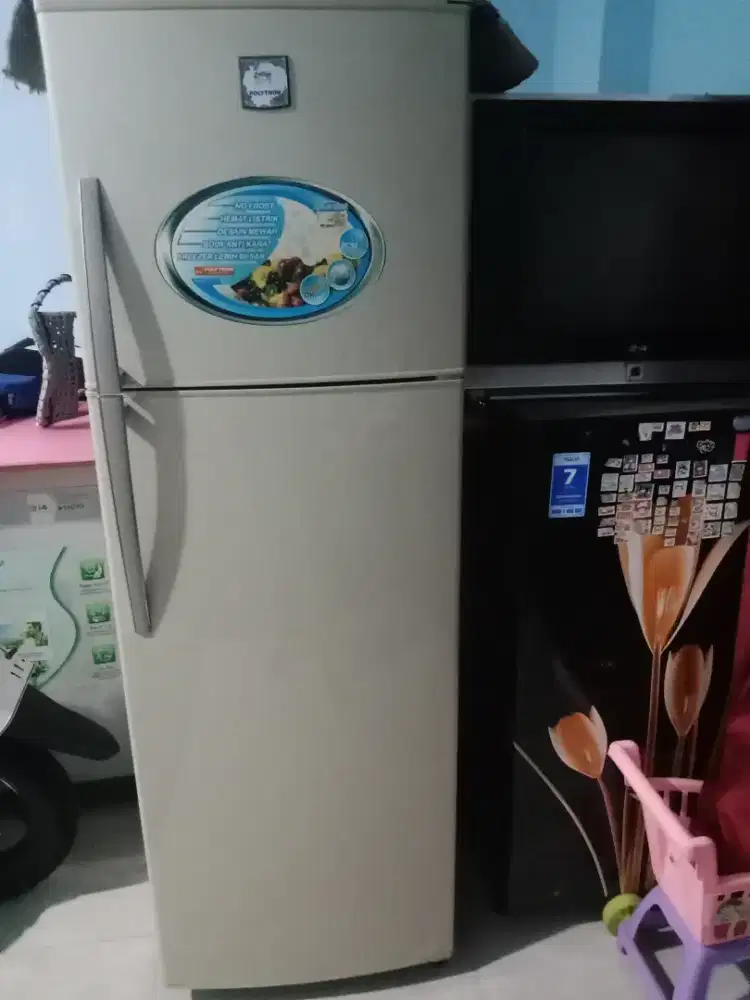 Kulkas 2 pintu panasonic