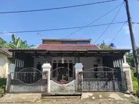 Sewa rumah BSD,di Bumi Puspitek Asri