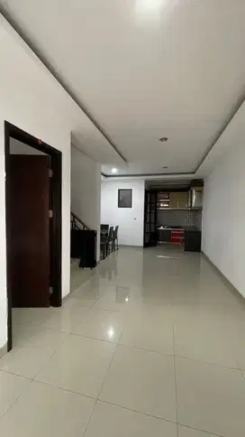 Dijual Rumah Green Lake City