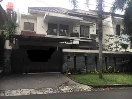 Rumah Mewah Di Jl Erlangga Kebayoran Baru, Jaksel