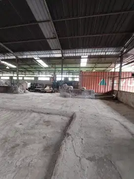 Gudang Dekat Exit Tol Balaraja Siap Pakai di Parung Panjang