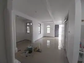 DIJUAL RUMAH DI CLUSTER KOTA WISATA, SUDAH RENOV TOTAL