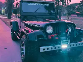 Mobil CJ7 Siap tempur