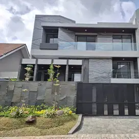 dijual rumah baru minimalis citraland dekat pakuwon mall