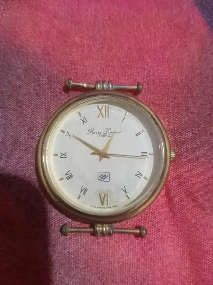 Jam tangan Pierre lorenx geneva gold paris