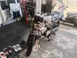 Dijual murah Yamaha Vixion Tahun 2012 masih oke plat pekalongan