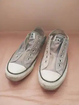 Sepatu Converse All Star Chuck Taylor