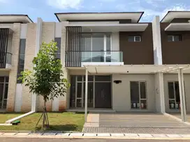 DIJUAL RUMAH 2 LANTAI PIK 2 10x15 BEST VIEW DANAU SHM BISA KPR MURAH