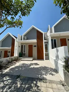 RUMAH 1 LANTAI SIAP HUNI DI TEMBALANG
