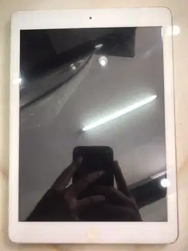 Jual cepat iPad Air 1st Gen 64GB silver, mati total, FMI off, gambling