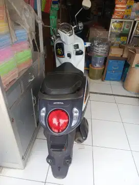 JUAL Scoopy 2022