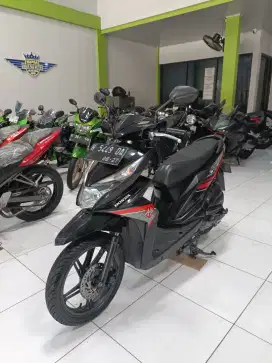 (SPM) Honda Beat FI tahun 2017 Terawat Pajak Tertib Orisinil