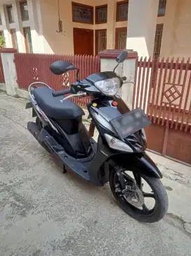 Mio sporty thn 2006 lengkap motor pakean pribadi