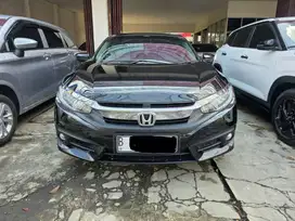 Honda Civic ES Turbo 1.5 AT ( Matic ) 2016 Hitam Low km 48rban genap