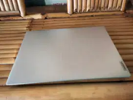 Lenovo ip slim 3/intel n4020/RAM4gb/SSD 512gb /slim/ generasi muda