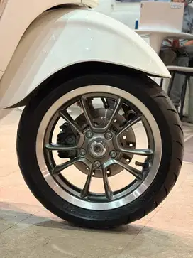 PIAGGIO VESPA SPRINT IGET ABS 2018 MURAH MERIAH