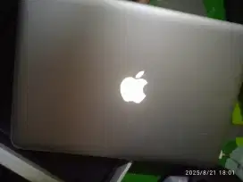 Laptop apple macbook pro A1278(2013)  Ram 4Gb Hdd 500GB.sambil cas
