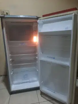 Jual kulkas sanyo 1 pintu normal