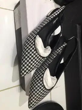 sepatu sendal nine
