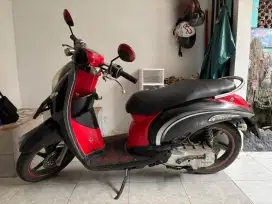 HONDA SCOOPY 2012 [KARBU]