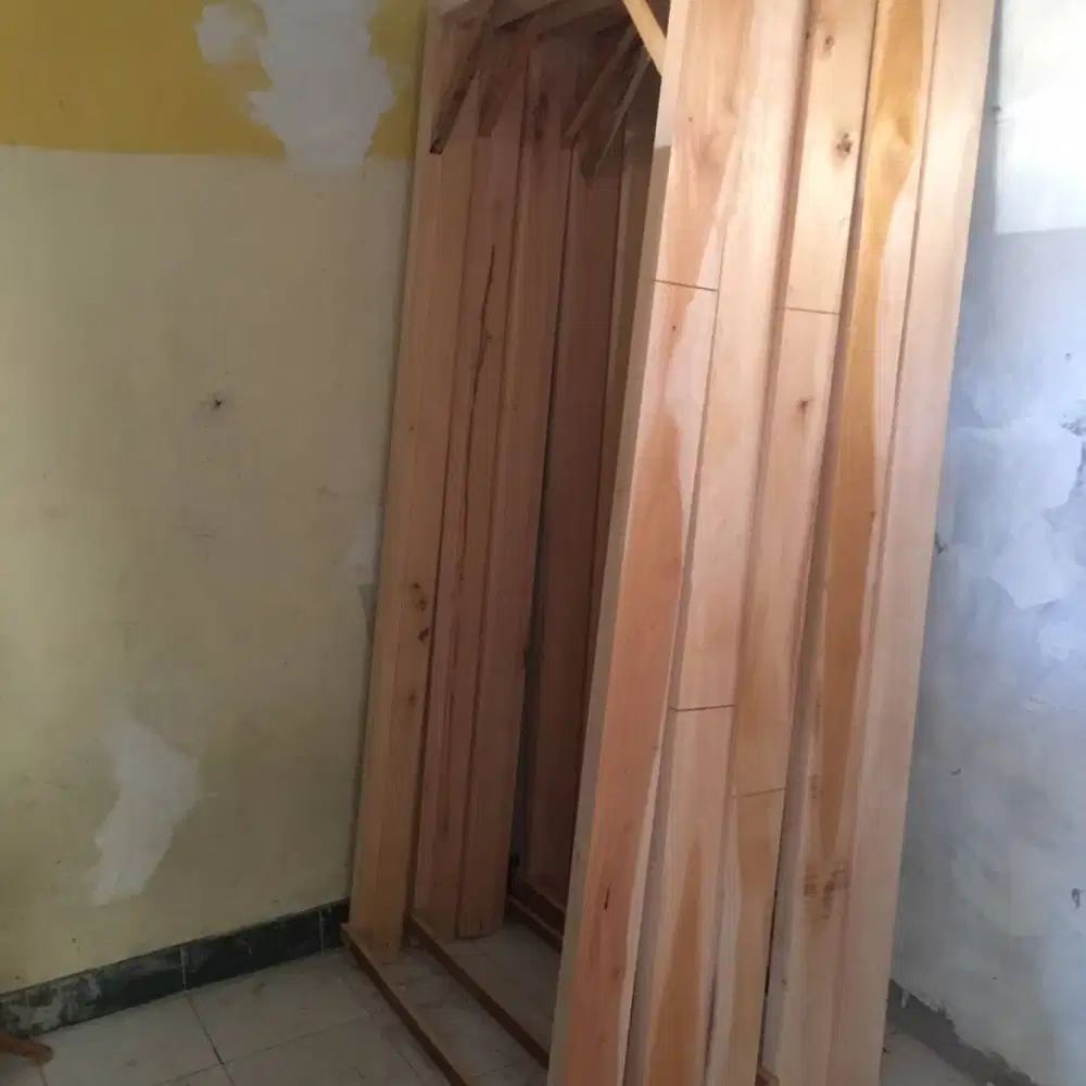 kusen dan pintu kayu mahoni