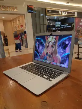 Macbook Air 13 inch 2015 i5 Ram 4GB SSD 128GB