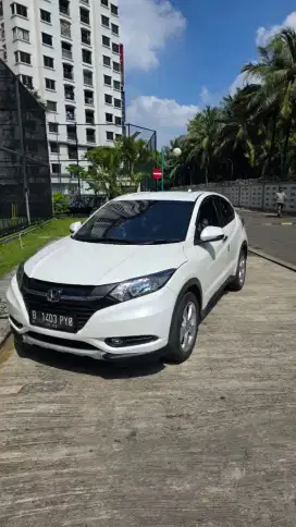 Honda HRV 2016 mulus pemakai sendiri