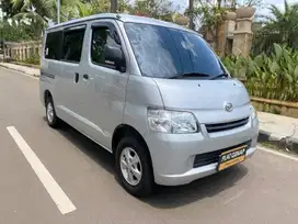 Grand Max type D 2021 SilVER DP5jT