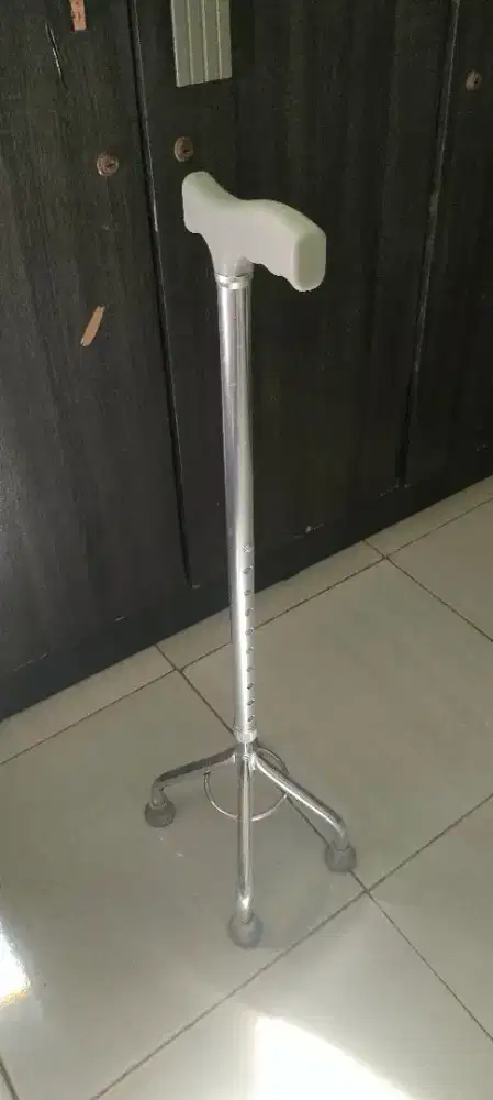 Dijual Tongkat kaki4