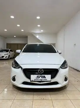 Mazda 2 1.5 R High Skyactiv AT 2016 MURAH