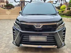 (KM 21 RB EX dr TGN 1 DR BARU) TOYOTA VOXY 2.0 MATUC 2017/2018