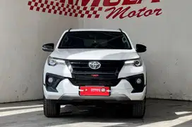 Toyota Fortuner Vrz Trd AT 2018 Putih
