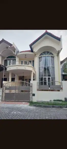 DISEWAKAN TAMAN MUTIARA 
Perumahan Elite Pakuwon City
Dekat 
ITS, PCM