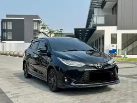 (KM 16 RIBU) TOYOTA YARIS FACELIFT 1.5 GR SPORT HITAM 2022
