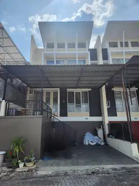 RUMAH MEWAH DUA LANTAI SIAP HUNI DI CLUSTER MEWAH MANYARAN SEMARANG