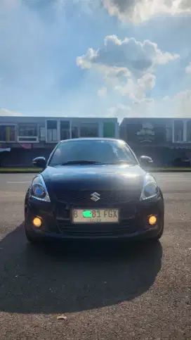 Suzuki swift GX MT 2013 hitam