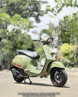 DIJUAL VESPA SPRINT S 150 IGET ABS LED THN 2023 PERFECT CONDITION