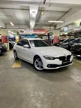 ODO 26rb BMW 320i Sport Shadow F30 2020 nik 2019 Antik Like New