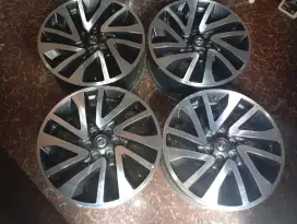 Velg Nissan Navara R18 Original Navara,Terra