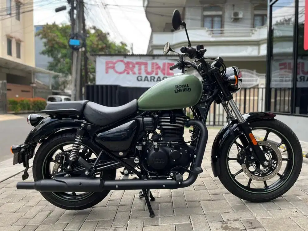 ROYAL ENFIELD METEOR 350 ABS 2024 KM 2RB HIJAU ANTIK CLASSIC BULLET