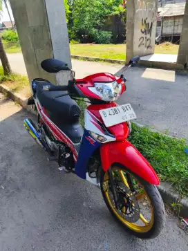 Supra x 125DD spesial edition