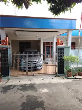 DIJUAL RUMAH STRATEGIS DI BINTARO