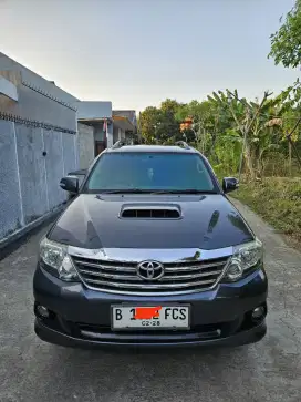 Toyota fortuner G VNT 2.5 Diesel automatic tahun 2013