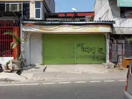 Rumah Bisa Usaha di Kemayoran dekat Polres Kemayoran Dijual Cepat