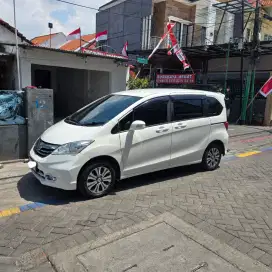 Freed E PSD 2012 Facelift